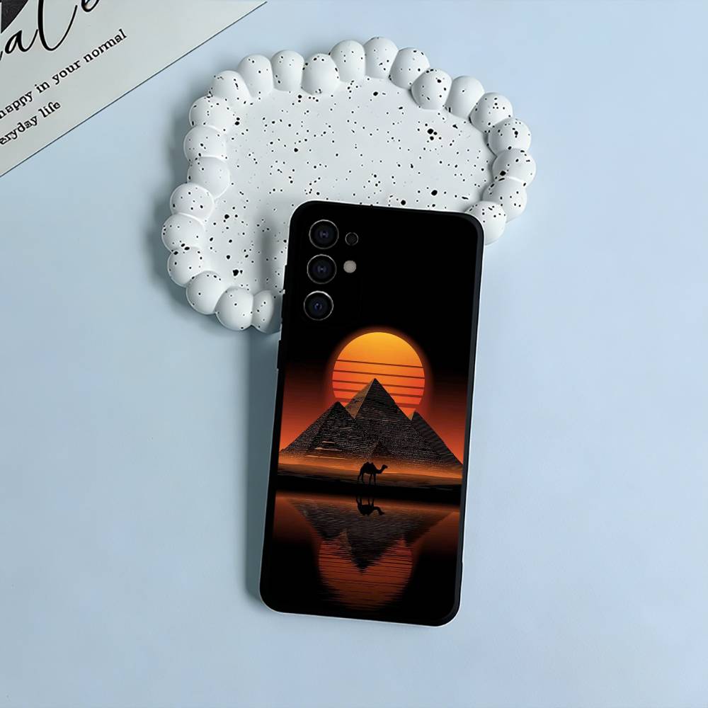 The E-Egyptian -P-Pyramids Black Soft Silicone Phone Case for Samsung S25, S24, S21, S22, S23, S30, Ultra, S20, Plus, FE, Lite