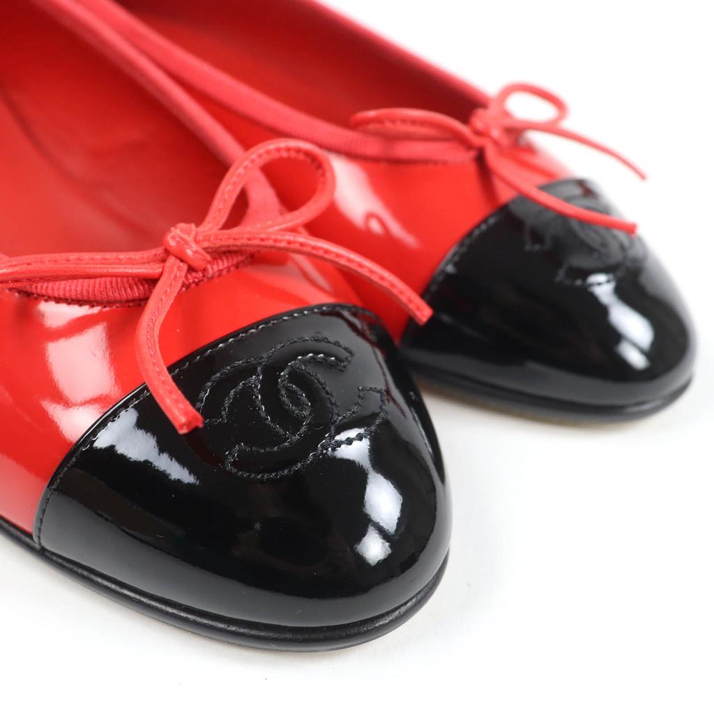 Chanel Ballet Shoes COCO Mark Two-tone Flats Red Black Patent Leather 36 G02819 Used