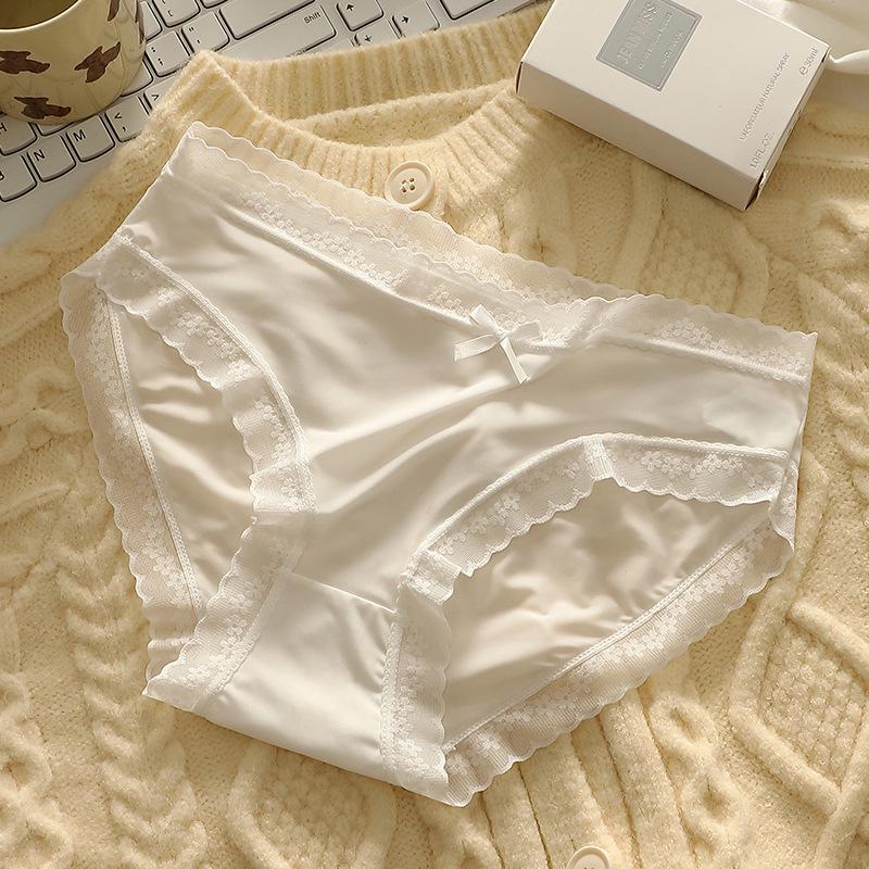 Japanska kvinnors snabbtorkande sömlösa trosor med spetskant och mellanhög midja