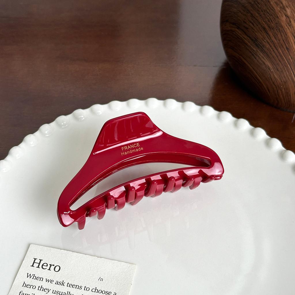 Fashionforward Grips Hair With Gold Accents Perfect For Modern Womens Look Professional