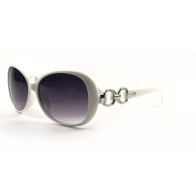 New Large Frames Square Sunglasses Female's Designer Fashion Sun Spectacles Female Outdoor Travel Eye Spectacles UV 400 Protection Oculos De Sol