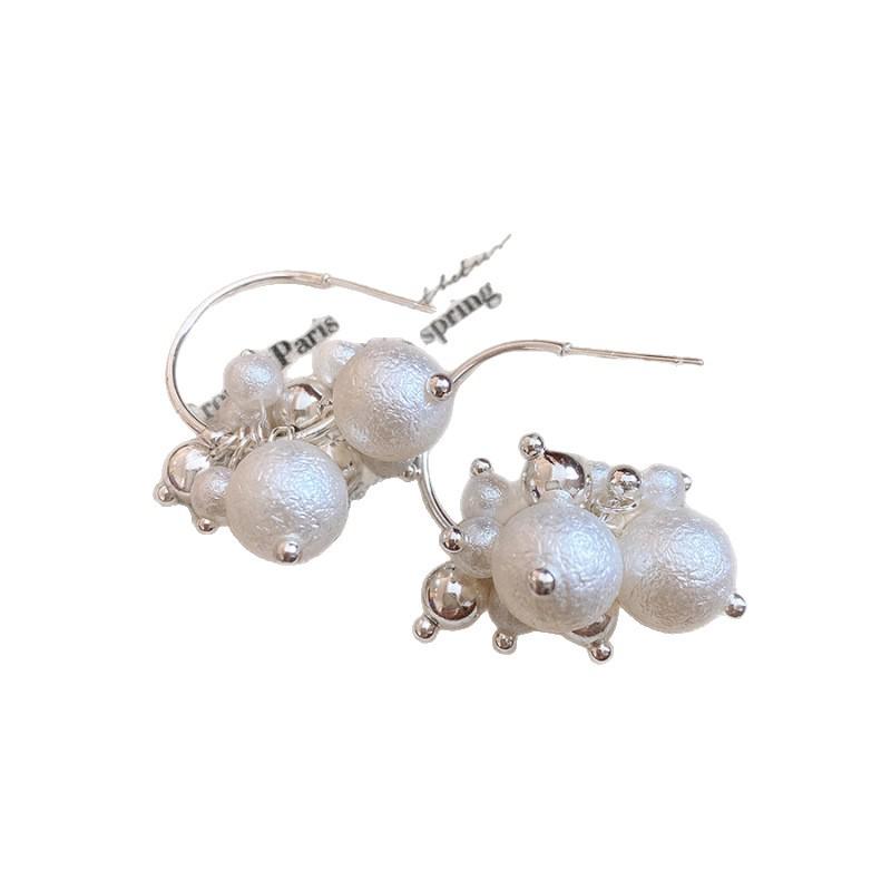 2026 New French Retro Pearl C-Shaped Stud Earrings: Elegant Women's Accessories to Enhance Style & Sophistication