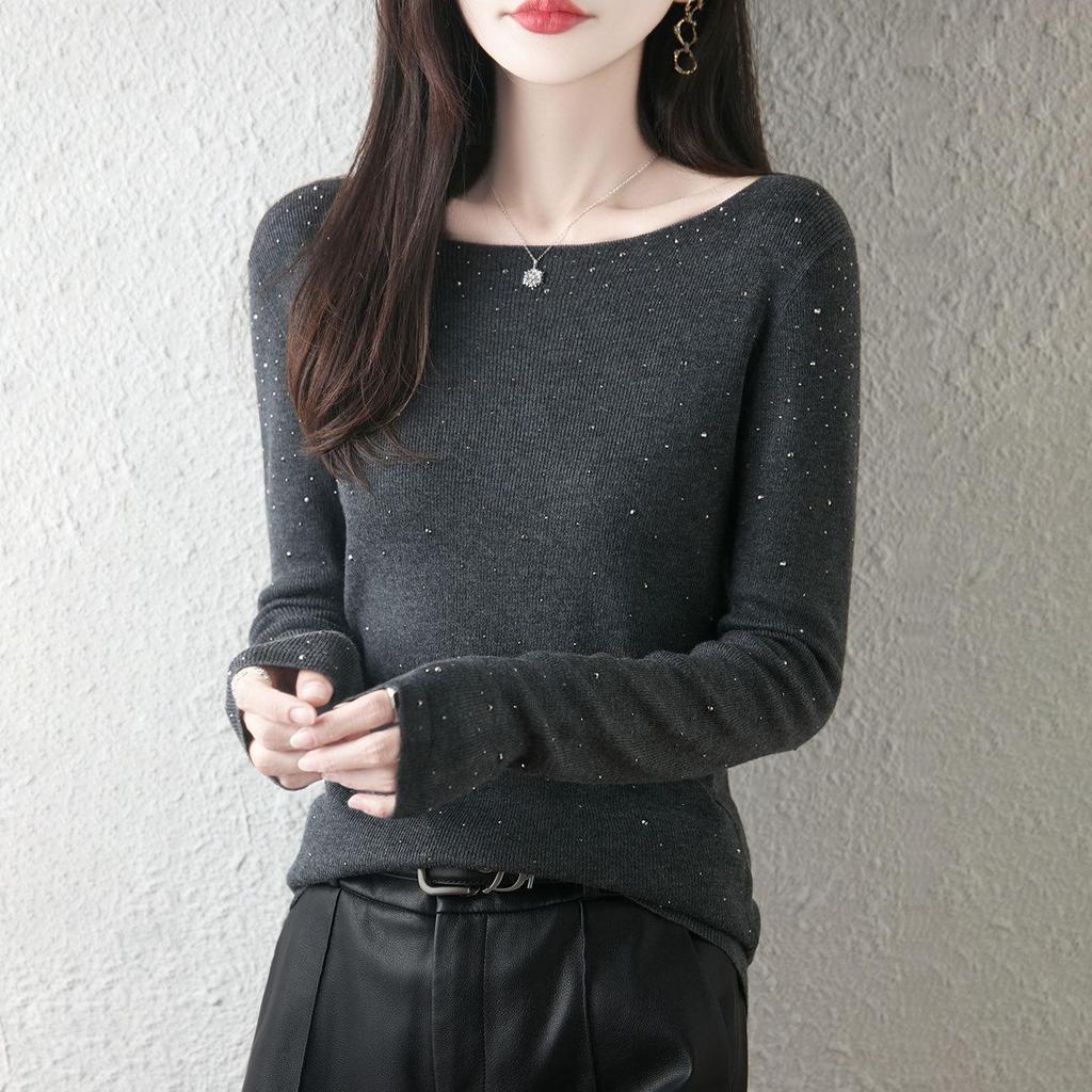 Damen Slim Fit Rundhals Herbstpullover mit Hot-Drill-Akzenten