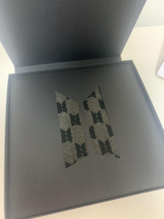 [USED] Sold Out BTS Merch Box 1 Blanket Etc.