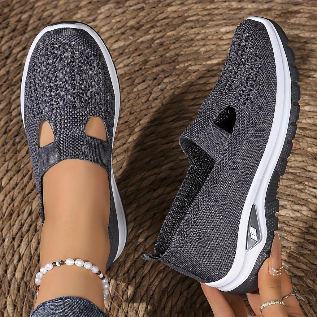 Breathable Mesh Slip-On Flat Sports Shoes for Women, Lightweight and Comfortable Casual Footwear Suitable for Parks, Summer Vacations, Women Shoes