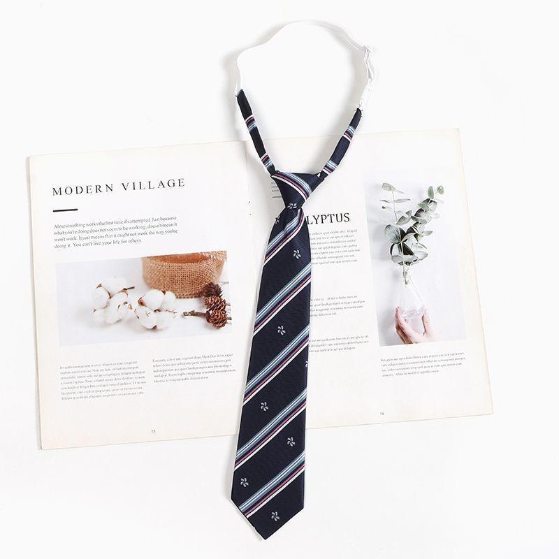 Kids Tie With Striped Badge Pattern For School Uniforms And Casual Wear