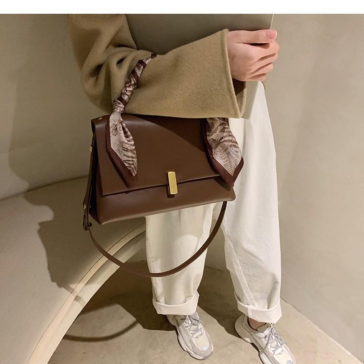 Queen Diana Handbag Silk Scarf Shoulder Bag Women's Bag 2024 New Trendy Fashion Versatile Textured Crossbody Bag
