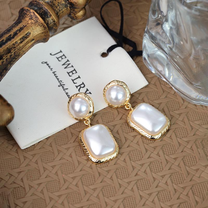 French Geometric Court-Style Dangle Earrings - Luxurious, Retro, Natural Niche Design