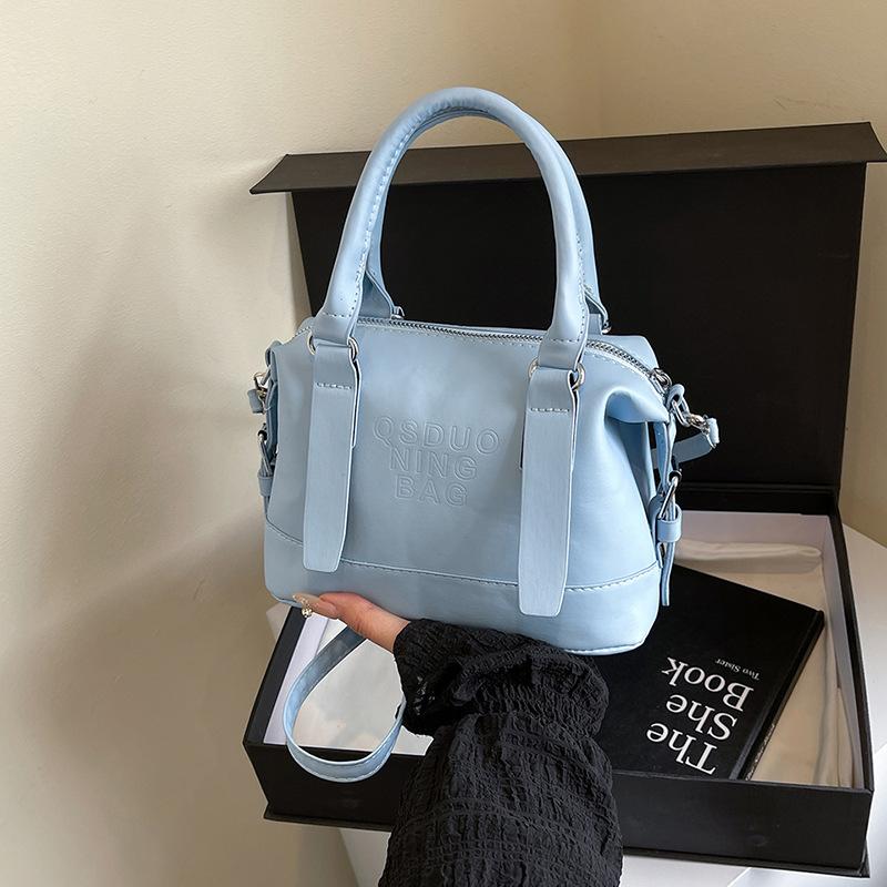 Simple Design Fashionable Shoulder Handbag Women's 2025 Spring and Summer New High-value Messenger Small Square Bag