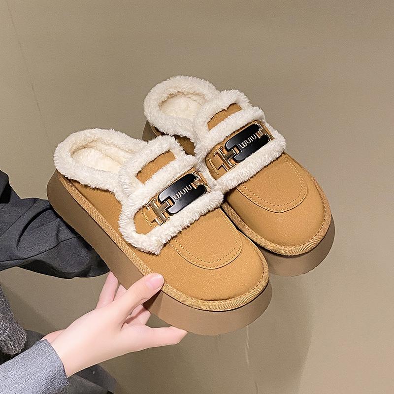 Pantoufles à semelles épaisses en velours pour femmes, chaussures d'extérieur 2025, nouvelles pantoufles moelleuses d'hiver à enfiler, bottes de neige, chaussures en coton