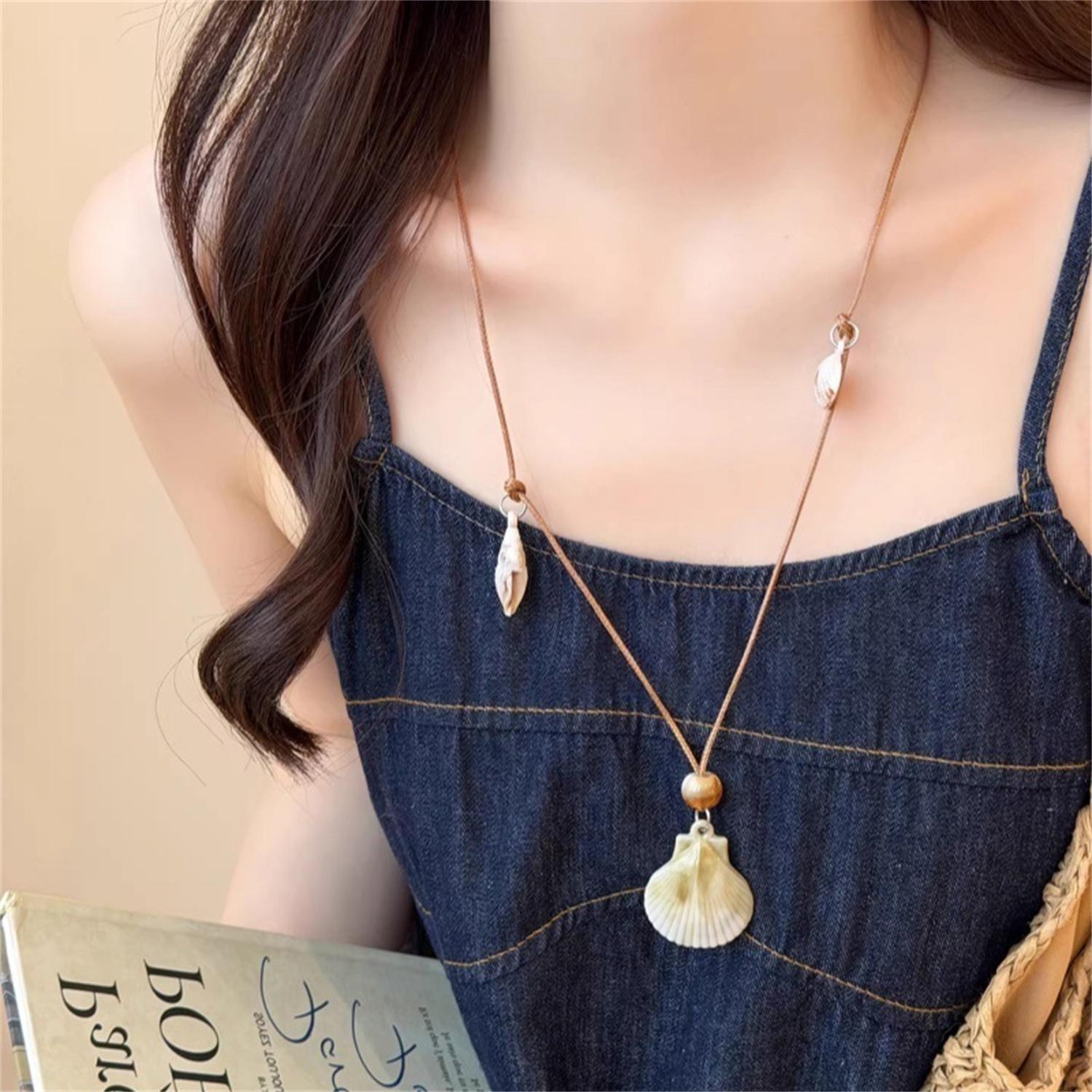 

Bohemian Resin Starfish Pendant Necklace for Women Summer Ocean Y2K Rope Braid Necklaces Fashion Beach Vacation Jewelry Gifts