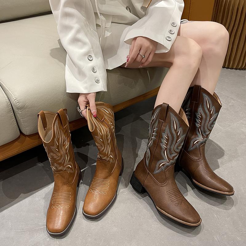 New Style High Boots Embroidery Retro Handmade Women's Boot Western Cowboy Pointed Toe Boot Hand Stitching Outdoor Women's Shoes
