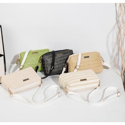 Beliebte kleine Tasche Damen Umhängetasche Neue Damentaschen Umhängetasche Mode Gras gewebte Tasche Strandtasche