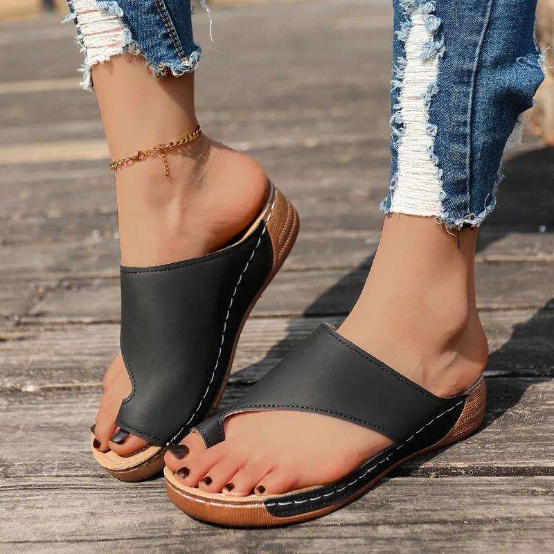Outdoor Platform Plus Size Slippers 2025 Summer Light Open Toe Women's Slippers Casual Thong  Women Concise Round Toe Sandals