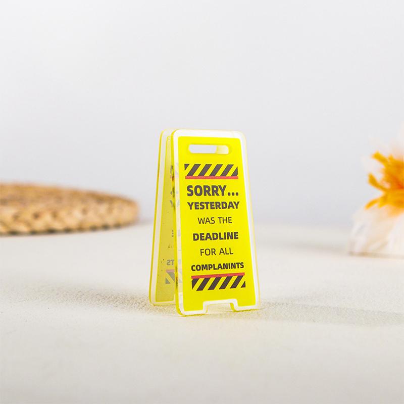 Acrylic Desk Sign "Leave Me Alone, I'M Busy" Humorous Office Decor Unisex Gift For Coworkers Desktop Ticket Clip