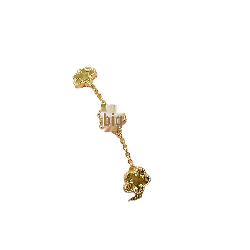Korean Style Gold-Plated Five-Petal Flower Bracelet - Exquisite, Fashionable, Gentle, Light Luxury Jewelry