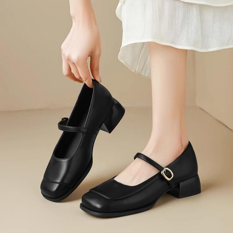Spring new temperament leather shoes one word retro Mary Jane shoes women's shallow skirt square head single shoes