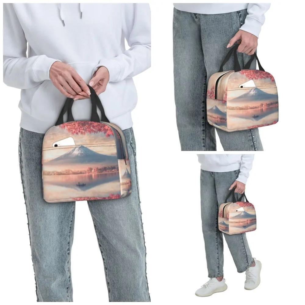 Landscape Of Mount Fuji And The Sea Insulated Lunch Bag for Office Cooler Thermal Food Box Tote Leakproof Lunch Boxes Container