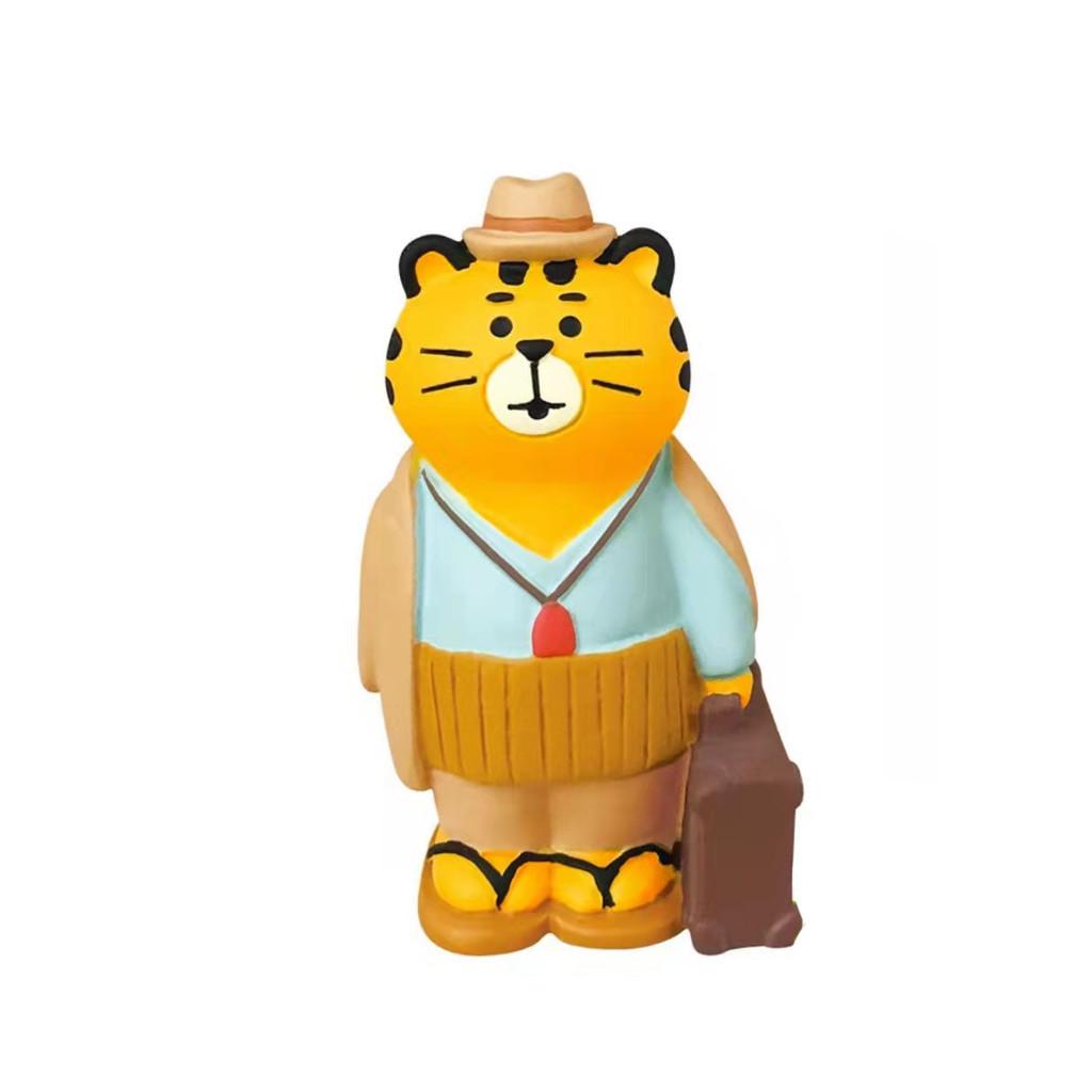 

Tiger Year Cat Resin Craft Figurine With Cute Cartoon Design For Home Decor Trave lTiger