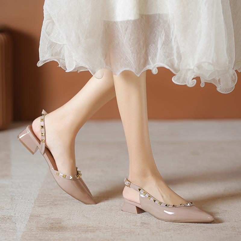 Spot second hair~ Baotou sandals women's summer 2025 new low-heeled willow nails temperament pointed nude single shoes women