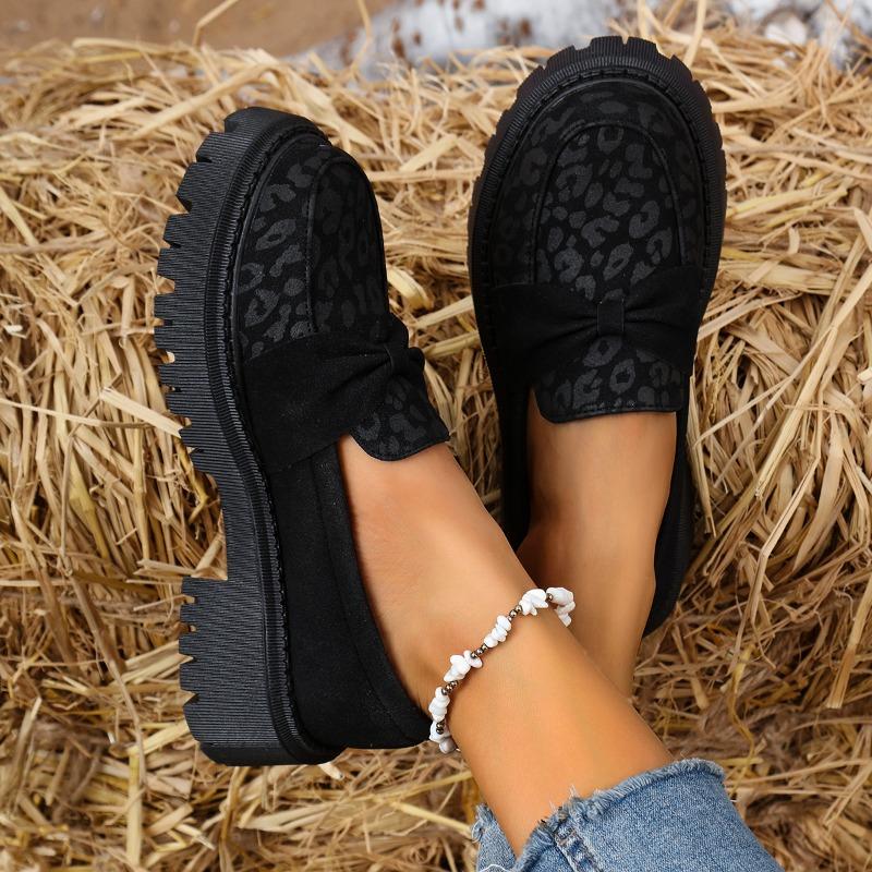 Large Size Women's Loafers Autumn Winter Fashion Leopard Leather Shoes Comfortable Height Increase Outdoor Non Slip Casual Shoes
