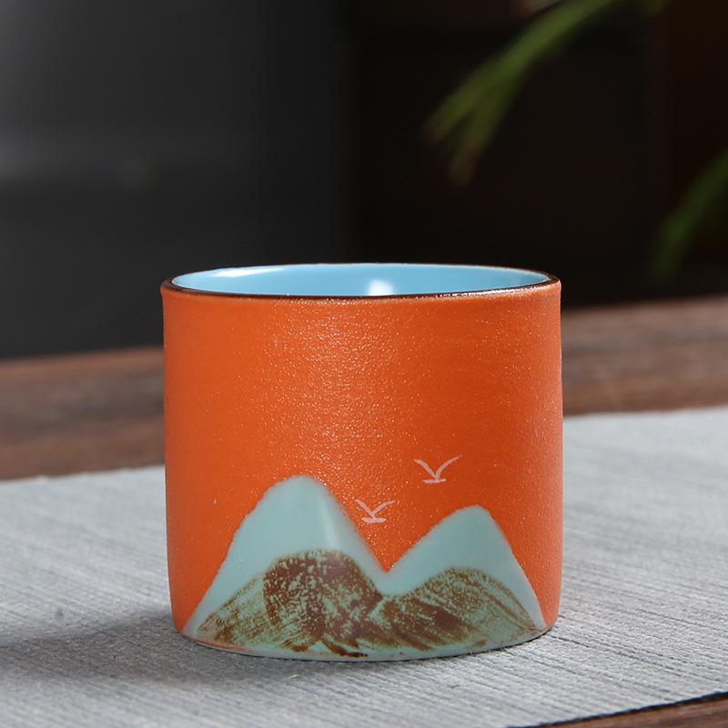 Hand-Painted Black Pottery Zen Tea Cup - Retro Mountain Design, Kung Fu Ceramic Masterpiece for Tea Tasting and Guest Reception.