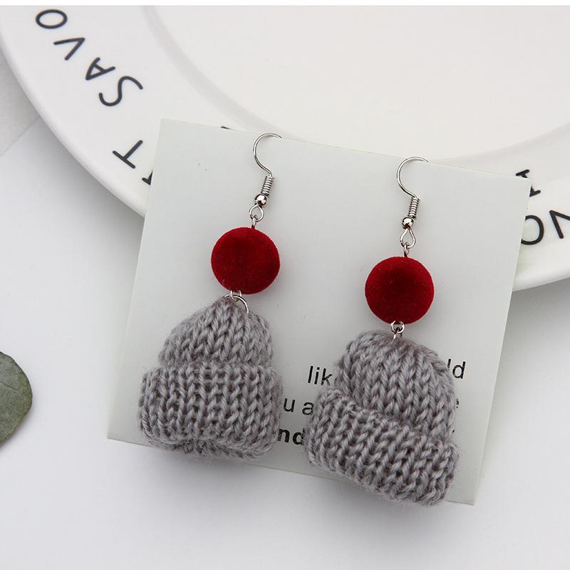 Autumn and Winter Cute Wool Christmas Hat Earrings Jewelry, Temperament Long Contrasting Color Pom-pom Earrings Women