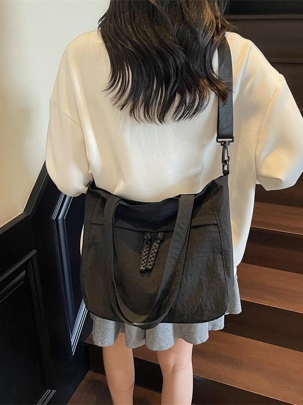 Minimalist Nylon Tote Bag With Top Zipper For Daily Commuting And Casual Wear