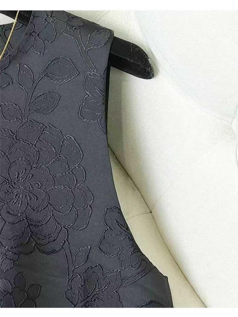 2024 Frühling Retro Schwarz Jacquard Chinesische Weste mit Froschverschluss für Damen