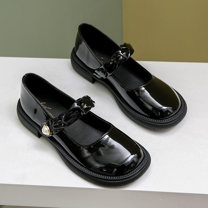 

Мэри Джейн маленькие кожаные туфли женские 2025 весна и осень новый стиль круглый носок с юбкой мелкий вырез плоская подошва туфли 39