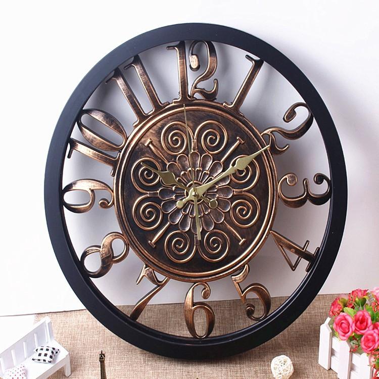 Retro Silent Wall Clock Living Room Simple European Antique Wall Clock Country Industrial Style Creative Large Clock