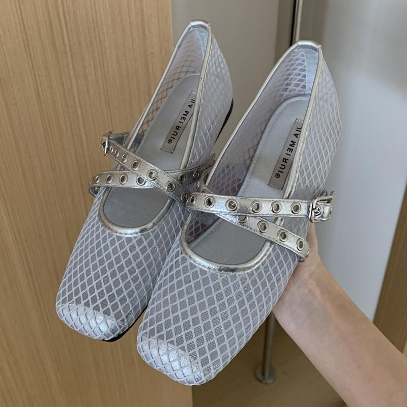 Fashion Breathable Mesh Flat Sandals Women Fashion Cross Tied Buckle Mary Jane Shoes Concise Comfortable Square Toe Brand Designer Shoes