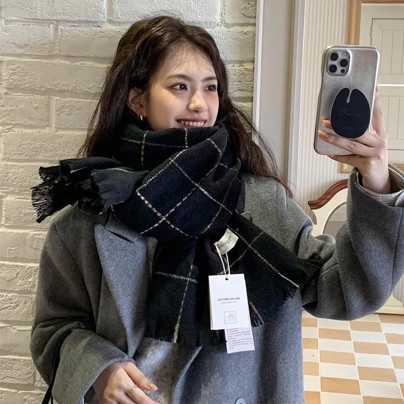 

Plaid scarf women s autumn and winter boutique scarf fashion fringed warm imitation cashmere scarf синій