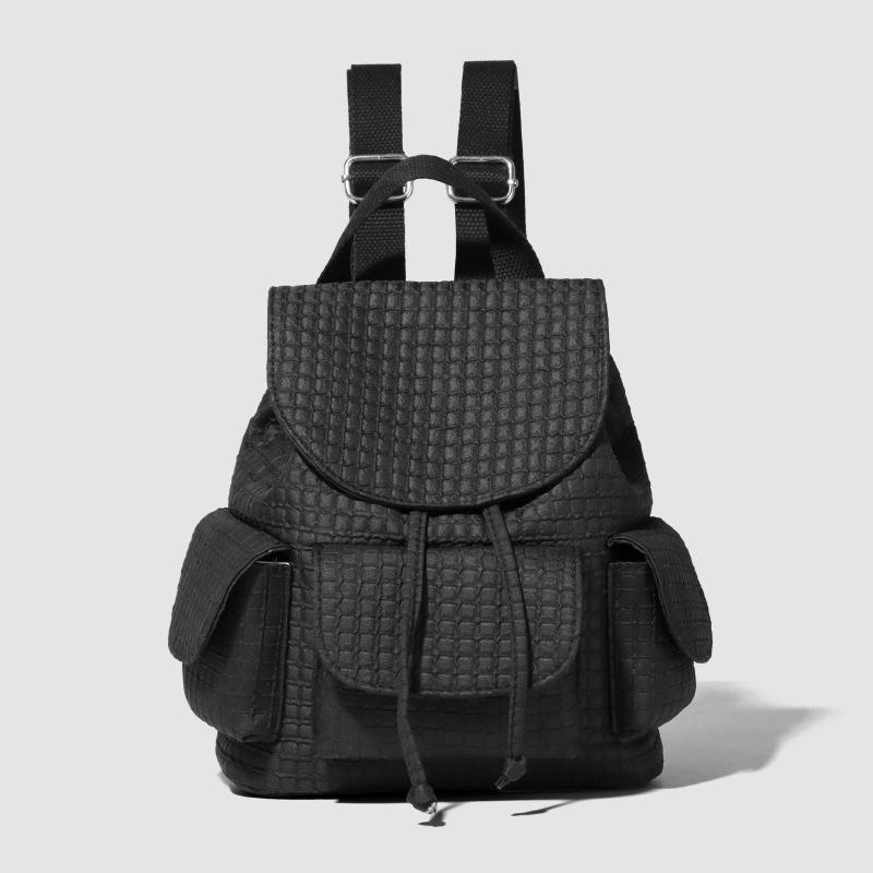 

Рюкзак легкий, модный, однотонный и имеет школьный стиль для девочек, чтобы носить его в повседневной жизни. one size fits all