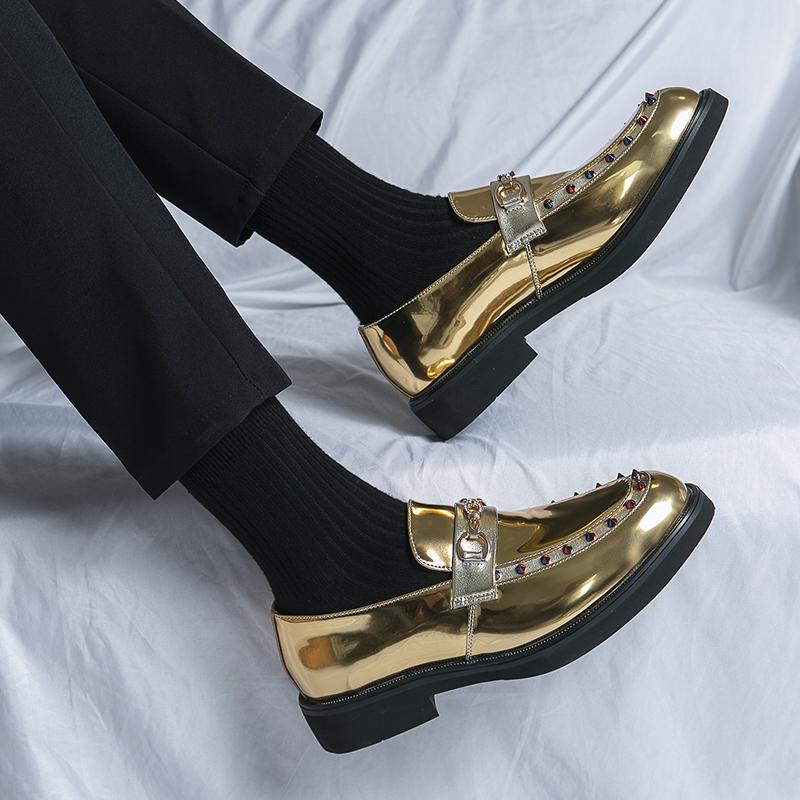 2024 Hot Sale Comfortable Flats Walking Shoe Lightweight Lazy Leather Loafers Coiffeur Men's Shoes Classic Men Shoes for Wedding