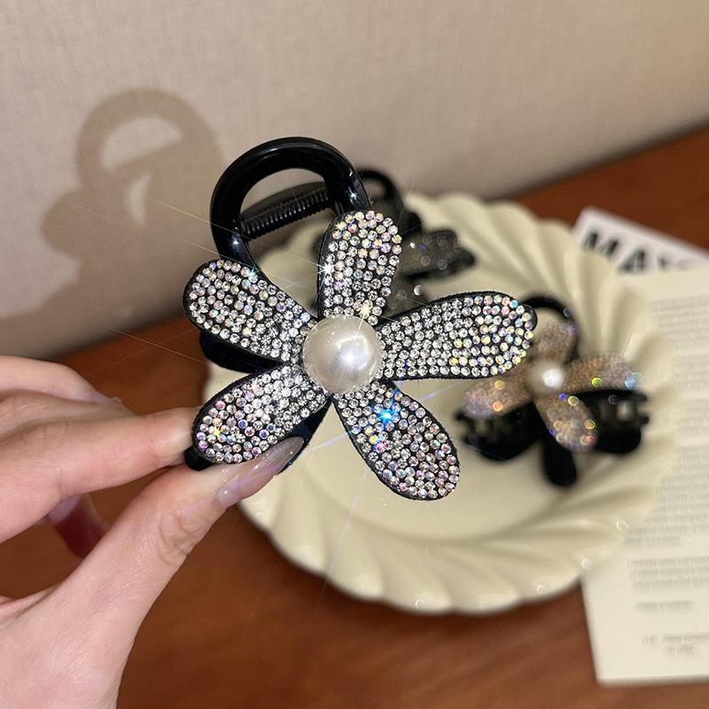 Neue Strasssteine Blattförmige Haarklammer Kleine Größe Kristall Weizen Haifischkieferklemme für starken Halt Dutt Frauen Mädchen Tägliche Anwendung Kopfschmuck