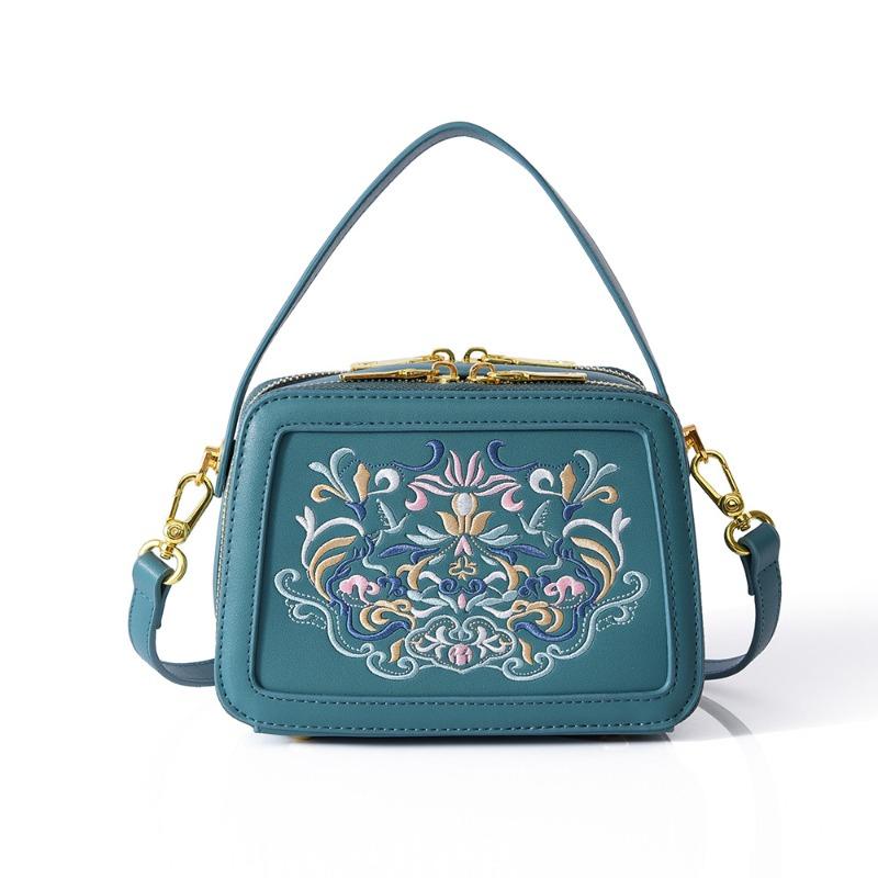2026 New Chinese Style Crossbody Bag for Women Luxury Handbag Small Square Top Handle Shoulder Bag