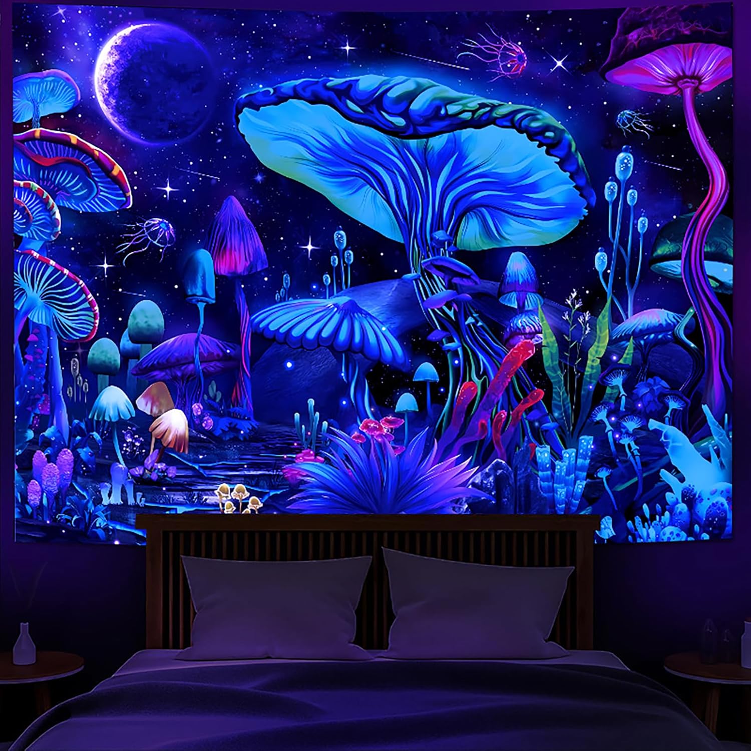 

Tapestry Narangornt UV bedroom fluorescent 75x100 чёрный