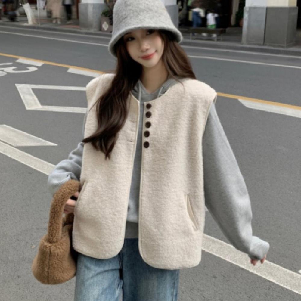New Arrivals Open Run Fleece Vest Round Neck Basic Fit Ivory