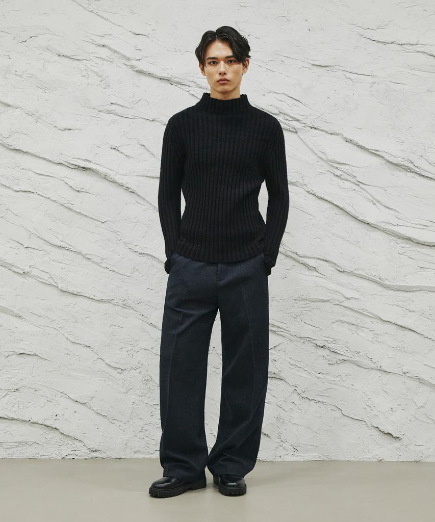SIGNATURE Wool-Like No-Tuck Wide Fit Slacks [Navy Stripe]