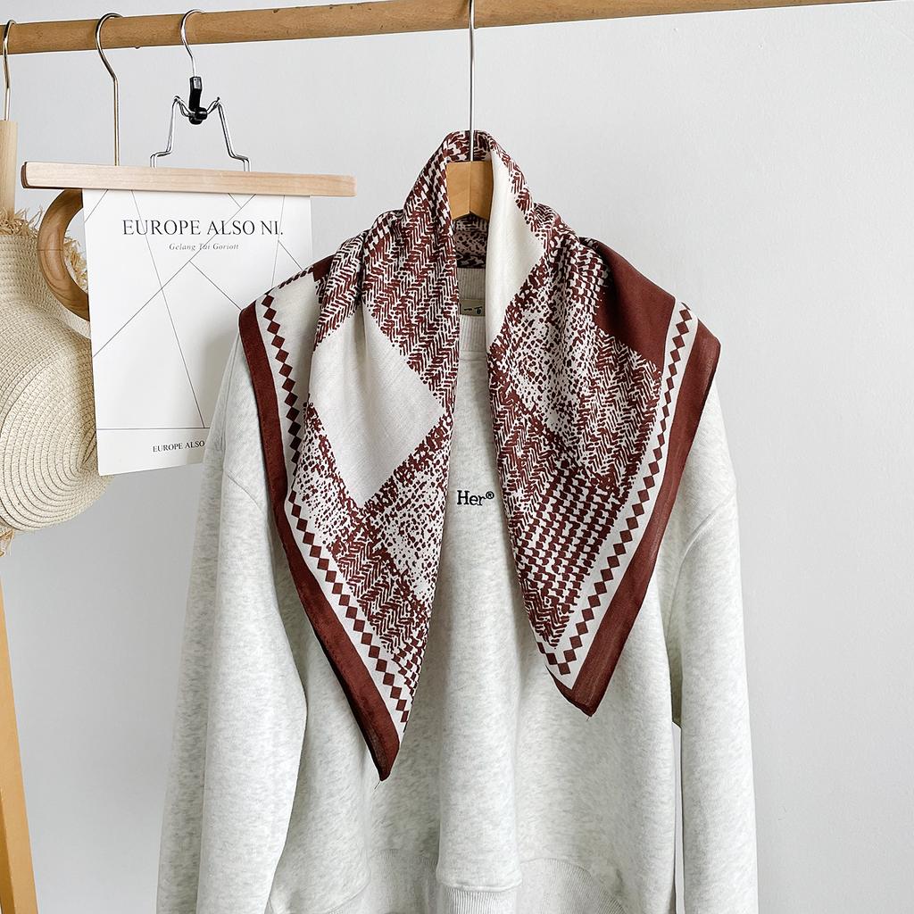 Fashion versatile herringbone pattern cotton and linen silk scarf high-end chain printing square scarf decorative scarf women's scarf