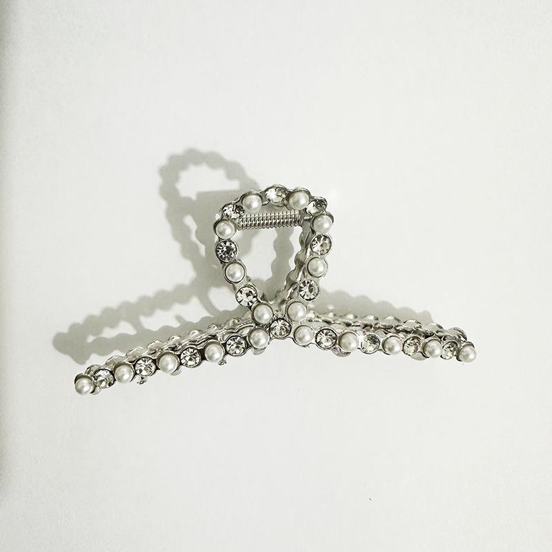 Alloy Womens Back-of-Head Grabber Large High-End Hair Claw Clip Summer 2026 Shark Clip Headpiece Japan and Korean Style