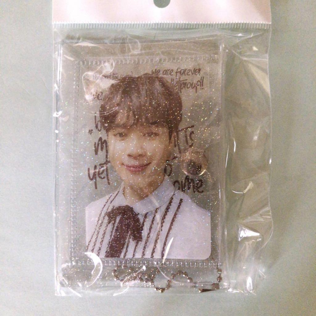 [USED] Anonymous Shipping / Rare / BTS / JIMIN / Jimin / Clear Multi-case with Ball Chain