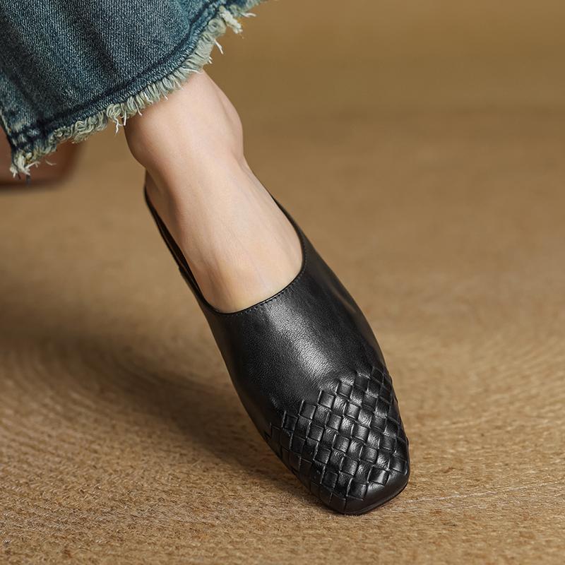 Fashion 2025 New Summer Women Mules Genuine Leather Shoes for Women Squared Toe Low Heel Shoes Cover Toe Slingback Slippers Modern
