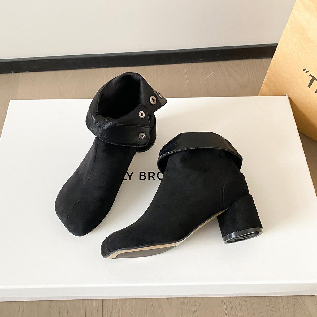 Korean retro slim sleeve short boots children's autumn and winter new round head suede thick heel short boots women