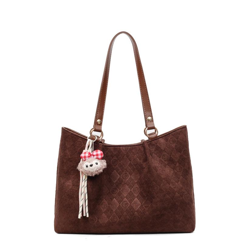 

Tote bag 2025 autumn new women s bag large-capacity commuter bag college student class shoulder bag without pendant темно-коричневого