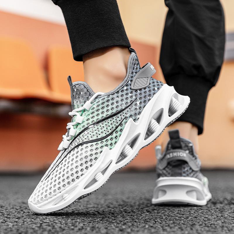 2025 summer breathable large mesh casual shoes hollow men's shoes versatile men's running shoes flying woven mesh shoes sports shoes
