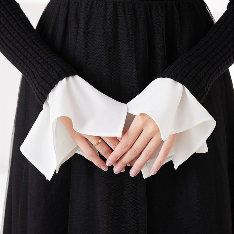 Fashion White Decorative Hand Horn Sleeves Elegant Flower Detachable Ruffle Flared Cuffs Winter Wrist Warmer