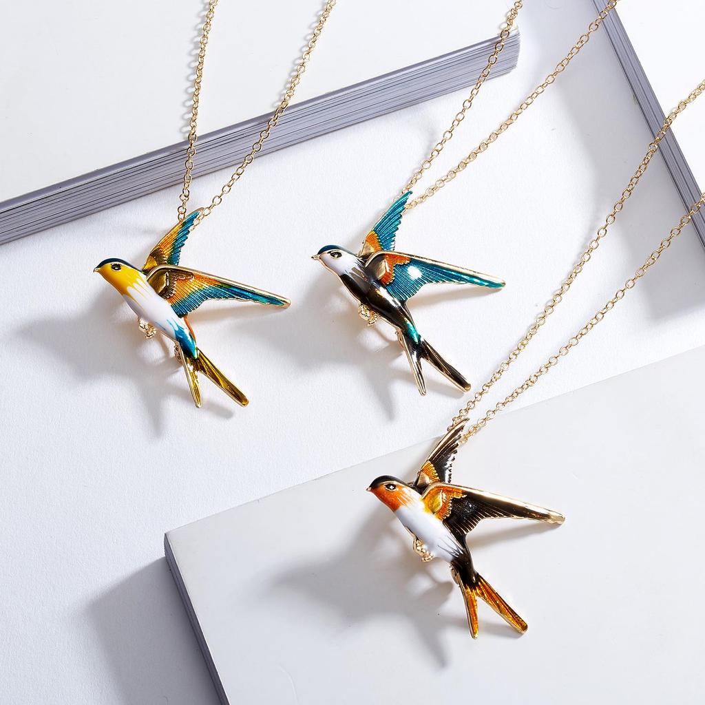 Tri-Color Swallow Oil Painting Brooch Necklace - Versatile Bird Jewelry for Women