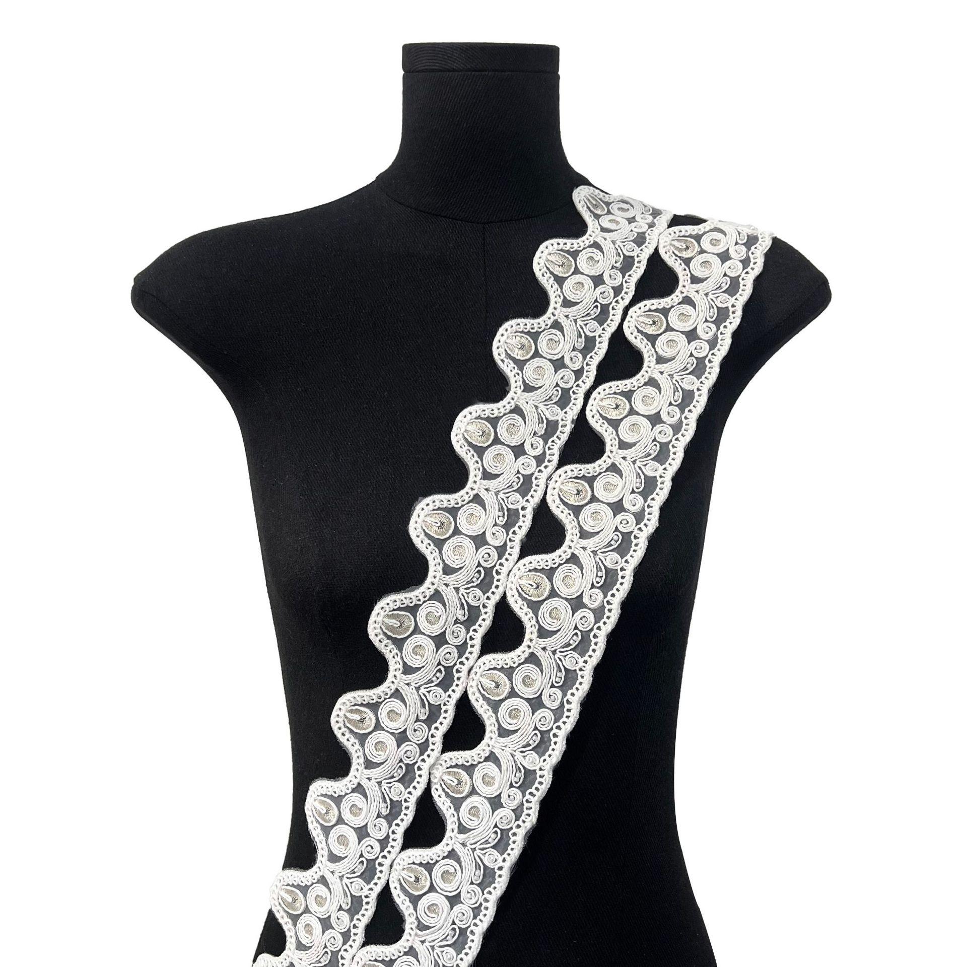 

Exquisite White Organza Car Bone Line Wavy Embroidery Barcode Clothing Window Decoration Home Decoration Lace Accessories T3140 white one size